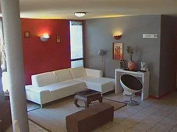 Hotel Confortel Tgv 2*